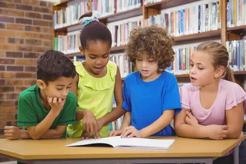 kids reading